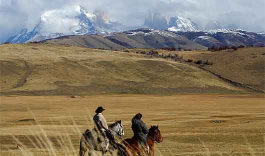 Horseriding Torres del Paine